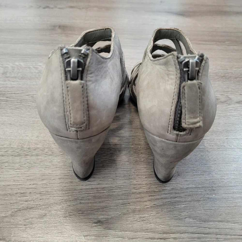 Eileen Fisher‎ Womens Gray Leather Caged Wedge Heel Sandals Back Zip Size 7